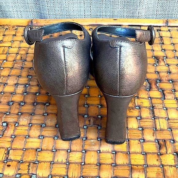 Vintage 90s GunMetal Open Toe Shoe - Picture 4 of 6